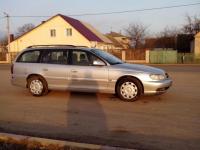 Opel Omega 2002 СЕРЕБРО